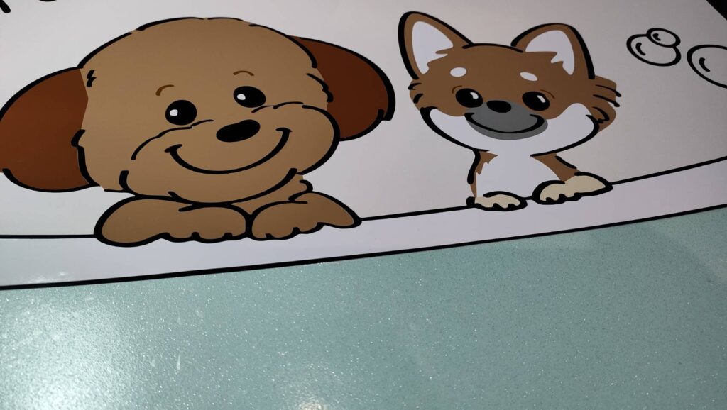 多色カッティングステッカー貼り合わせ